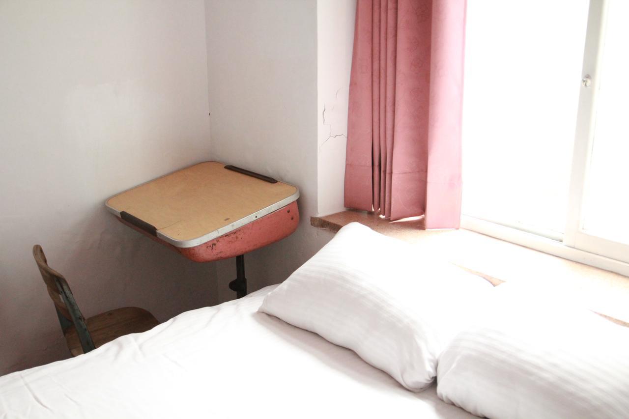 Tainan Macarthur Homestay Exterior foto